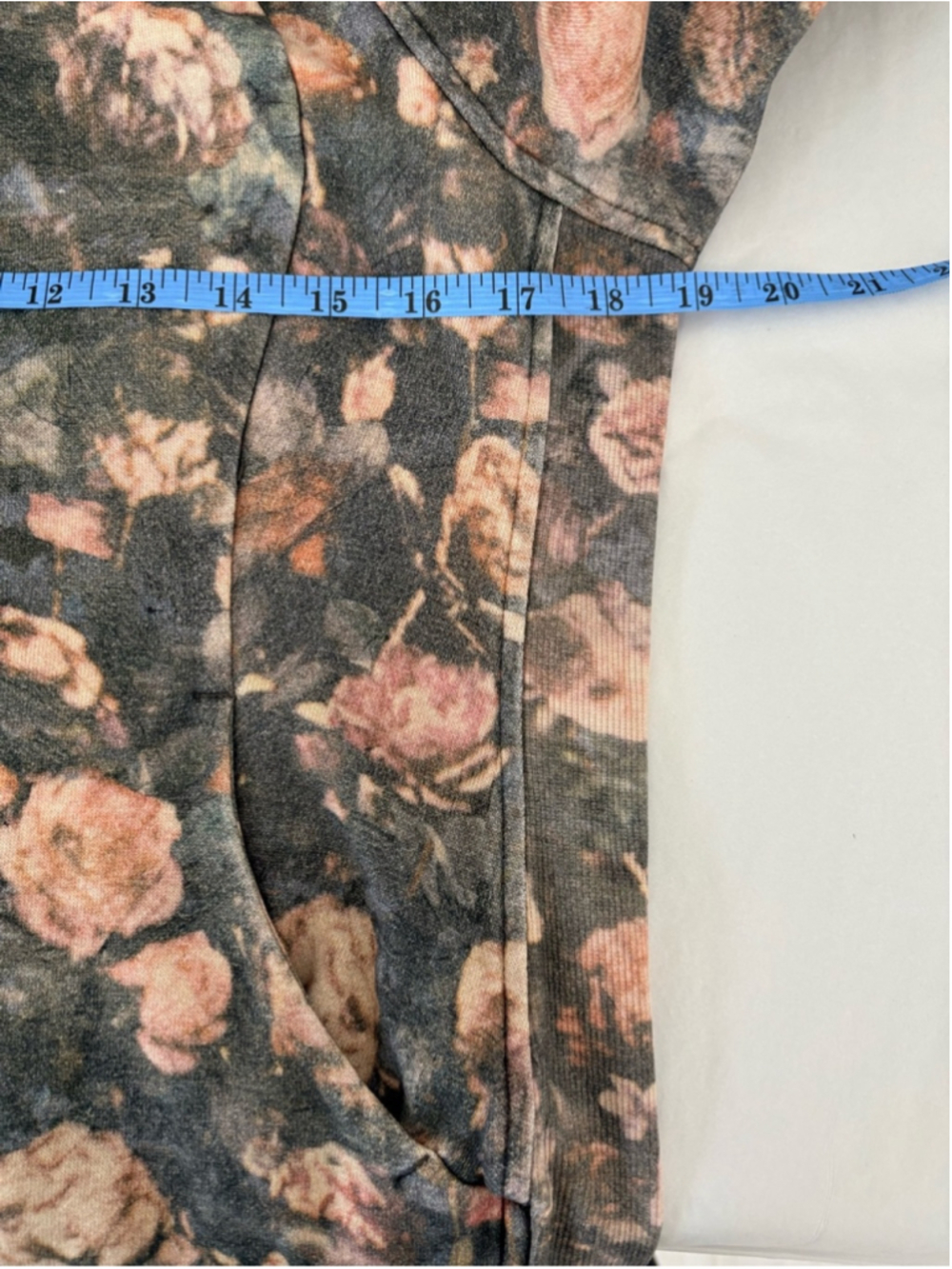 Lululemon Scuba Hoodie Light Cotton Fleece Sz 10 Frosted Rose Multi EUC - Picture 12 of 14